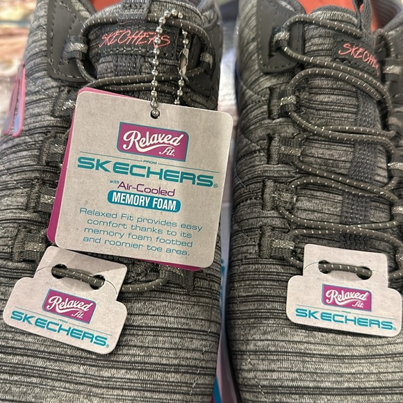 Women’s sketchers air cooled memory foam gray size 9 - Picture 11 of 11